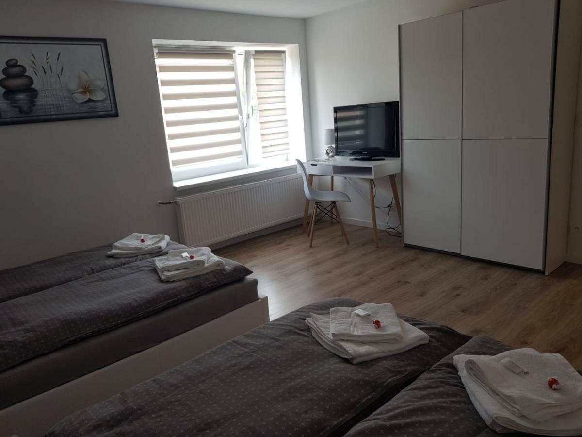 Aresko-Apartments Vidnava Bagian luar foto
